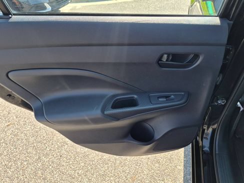 Used 2025 Nissan Versa S w/ Trunk Package FWD image 26