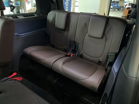 New 2025 Volkswagen ID. Buzz Pro S image 12