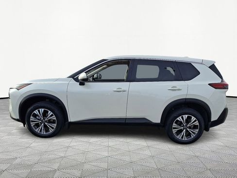 Used 2023 Nissan Rogue SV image 4