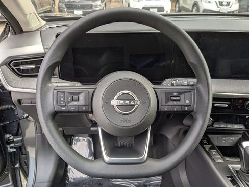 New 2026 Nissan Kicks SV image 15