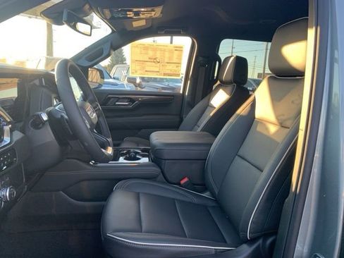 New 2026 GMC Yukon XL Elevation image 12