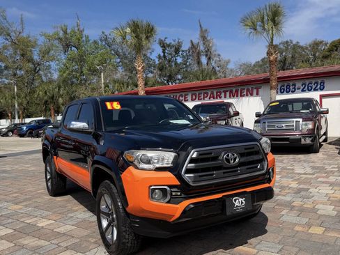 Used 2016 Toyota Tacoma Limited w/ Towing Package image 1