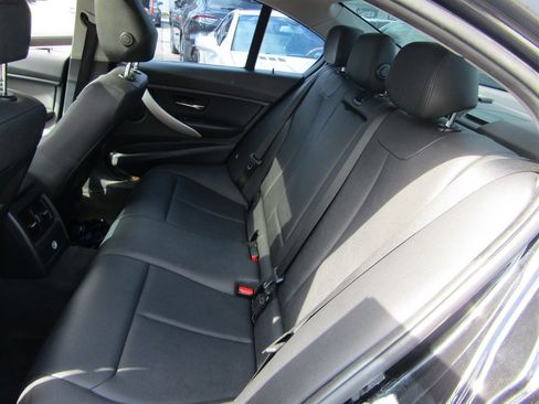 Used 2013 BMW 328i xDrive 328xi image 8
