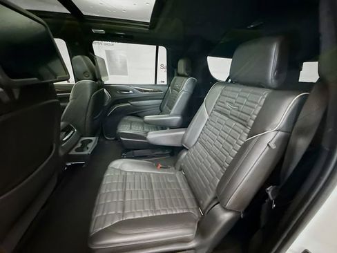 Used 2021 Cadillac Escalade ESV Sport Platinum image 26