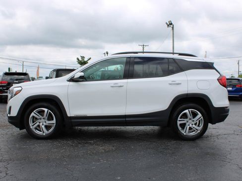 Used 2020 GMC Terrain SLE w/ GMC Pro Grade Package AWD/4WD image 11