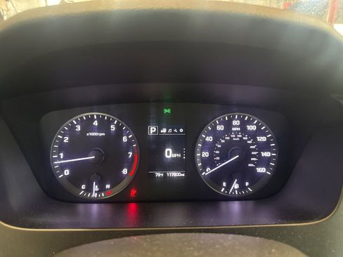 Used 2017 Hyundai Sonata SE w/ Cargo Package image 11