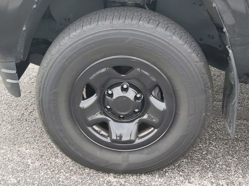 Used 2023 Toyota Tacoma SR image 13