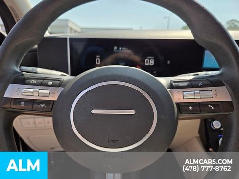 Used 2025 Hyundai Tucson SEL FWD image 23