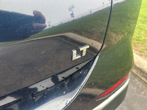 Used 2021 Chevrolet Equinox LT image 48