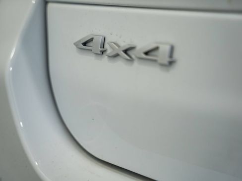 New 2026 Jeep Grand Cherokee L Laredo AWD/4WD image 9