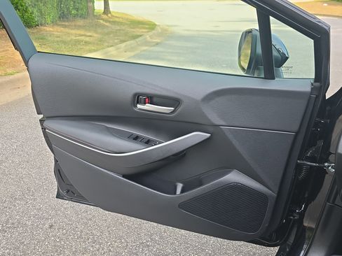 Used 2024 Toyota Corolla SE FWD image 24