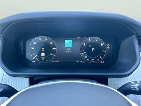 New 2025 Land Rover Discovery Dynamic SE AWD/4WD image 19