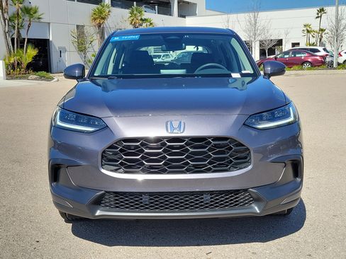 Certified 2025 Honda HR-V LX image 2