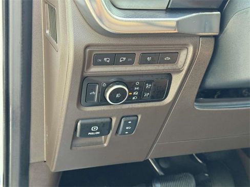 Used 2024 Ford F150 King Ranch w/ FX4 Off-Road Package image 17