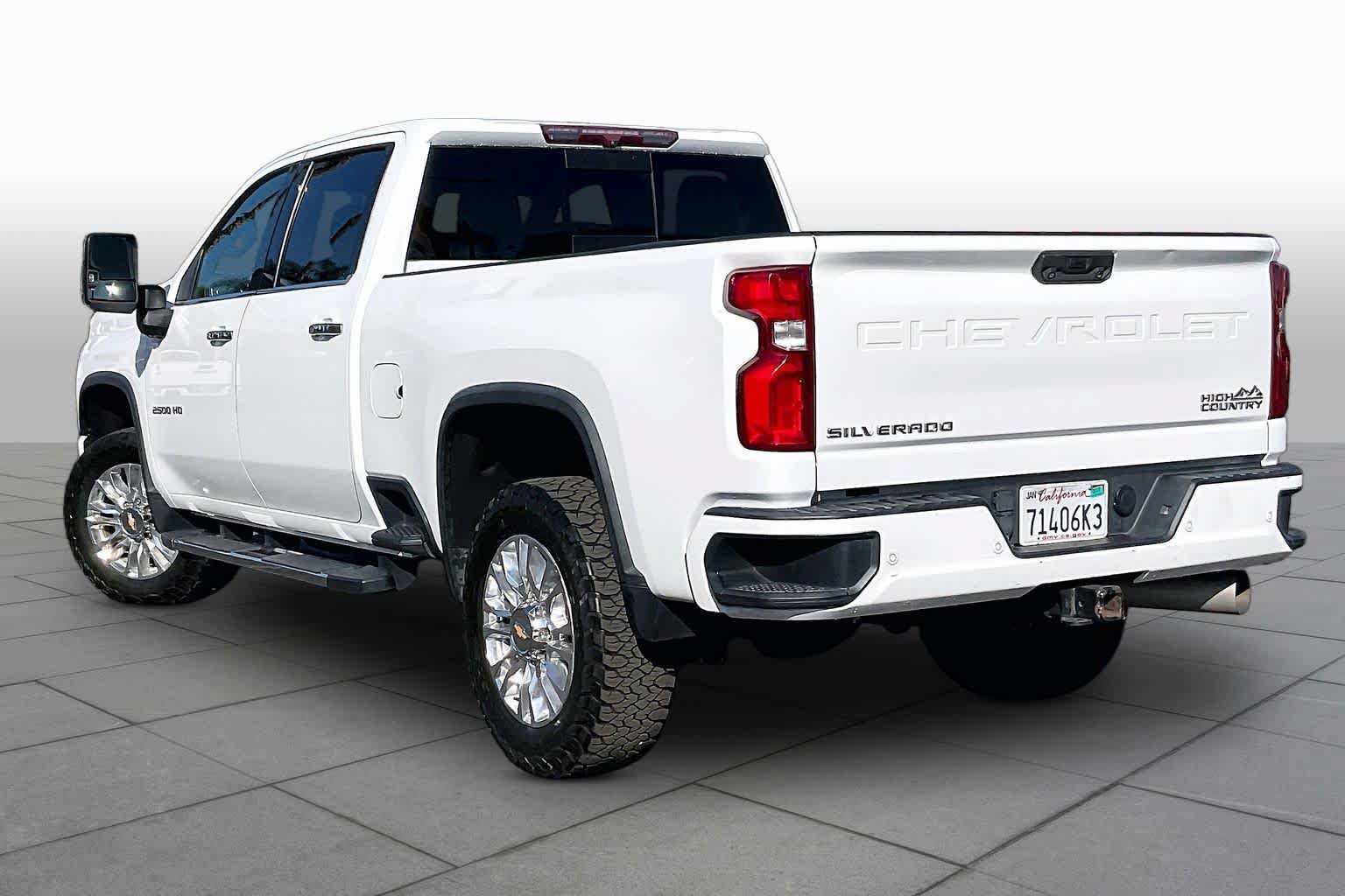 Used 2022 Chevrolet Silverado 2500 High Country w/ Safety Package II AWD/4WD image 11