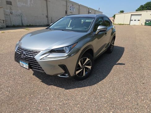 Used 2018 Lexus NX 300h AWD w/ Premium Package image 3