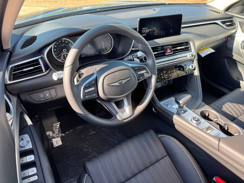 Used 2026 Genesis G70 2.5T Prestige RWD image 2