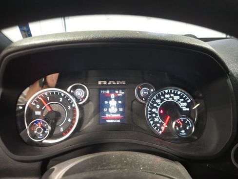 Used 2024 RAM 2500 Tradesman w/ Chrome Appearance Group AWD/4WD image 17