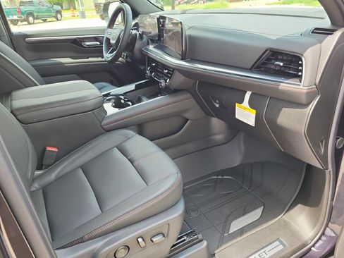 New 2026 Chevrolet Tahoe RST RWD image 9