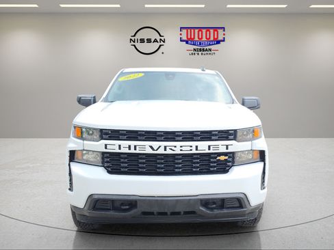 Used 2022 Chevrolet Silverado 1500 Custom w/ Safety Confidence Package AWD/4WD image 8