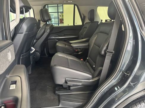 Used 2025 Lincoln Navigator Reserve AWD/4WD image 27