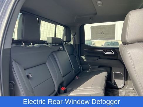 Used 2026 GMC Sierra 1500 SLT w/ SLT Premium Package image 19