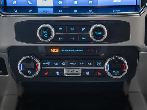 Certified 2022 Ford F250 Lariat w/ Lariat Value Package AWD/4WD image 29