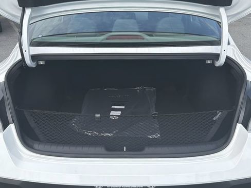 New 2026 Hyundai Elantra Hybrid FWD image 20