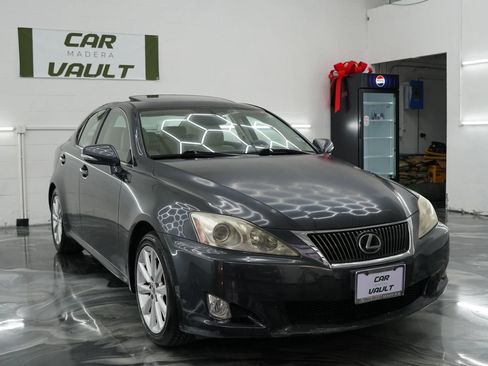 Used 2009 Lexus IS 250 RWD image 3