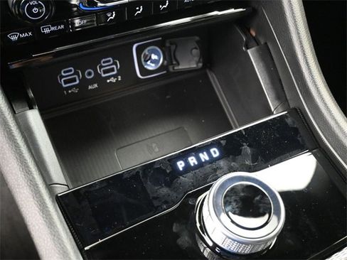 New 2025 Jeep Grand Cherokee L Altitude image 25