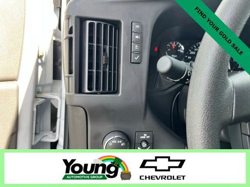 New 2025 Chevrolet Express 3500 Work Van w/ Power Convenience Package image 17