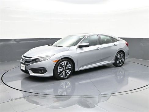 Certified 2017 Honda Civic EX-L image 30