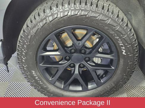 Used 2020 Chevrolet Silverado 1500 RST AWD/4WD image 8