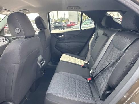 Certified 2024 Chevrolet Equinox LT FWD image 20