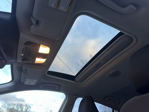 Used 2025 Subaru Forester Sport image 19