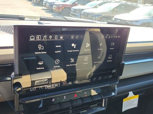 New 2026 GMC Hummer EV 2X image 19