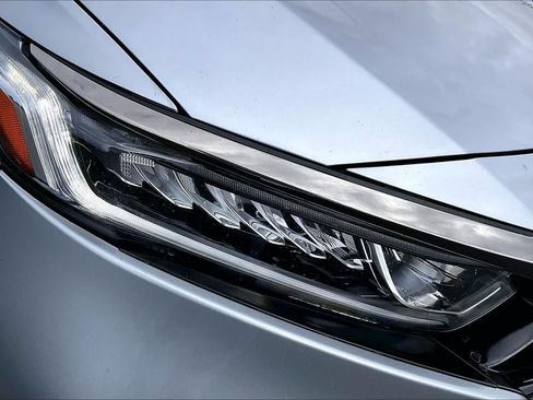 Used 2018 Honda Accord Sport image 27