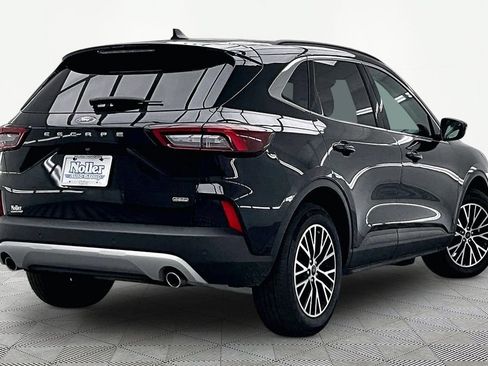 Certified 2025 Ford Escape SE FWD image 2
