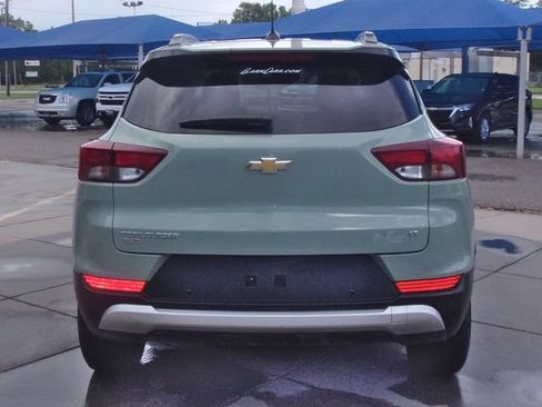 Used 2025 Chevrolet TrailBlazer LT w/ Convenience Package AWD/4WD image 15