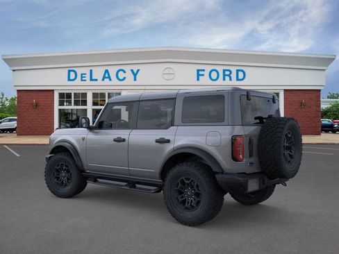 New 2026 Ford Bronco Badlands image 4