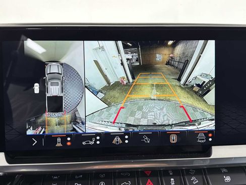 New 2026 GMC Sierra 1500 SLT w/ SLT Premium Plus Package image 28