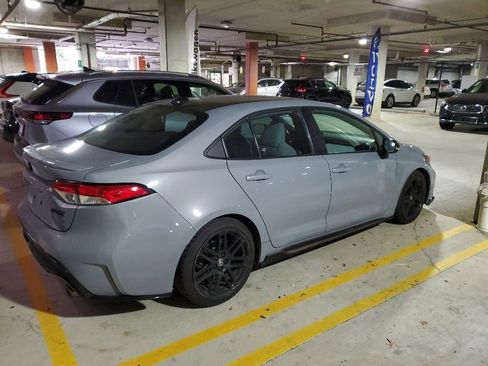 Used 2021 Toyota Corolla SE w/ Carpet Mat Package (TMS) FWD image 4
