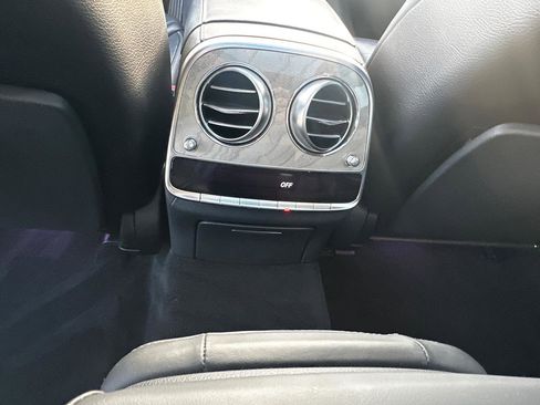 Used 2015 Mercedes-Benz S 550 4MATIC Sedan image 25
