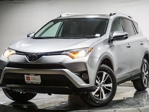 Certified 2017 Toyota RAV4 XLE image 1