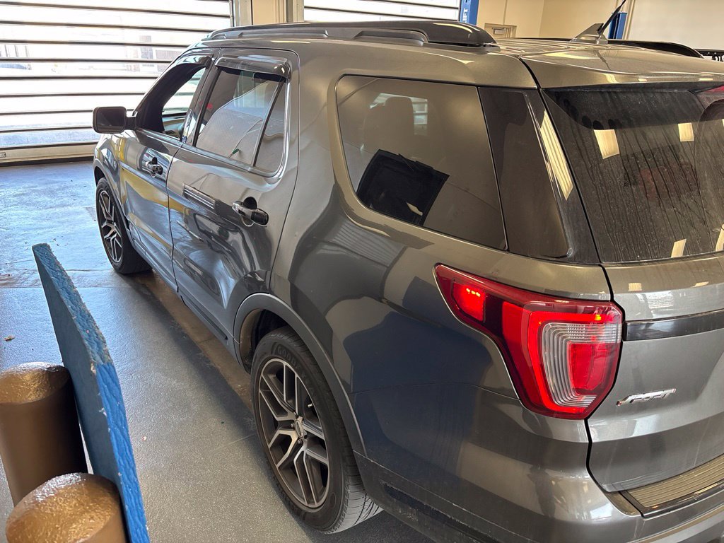 Used 2018 Ford Explorer Sport w/ Equipment Group 401A AWD/4WD image 8