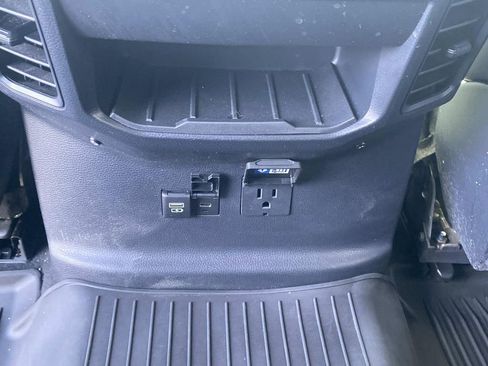 Used 2023 Toyota Tundra Limited image 27