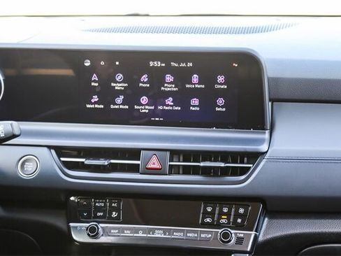 New 2025 Kia Seltos SX w/ SX Sunroof Package image 14