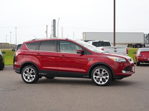 Used 2015 Ford Escape Titanium w/ Equipment Group 301A AWD/4WD image 2