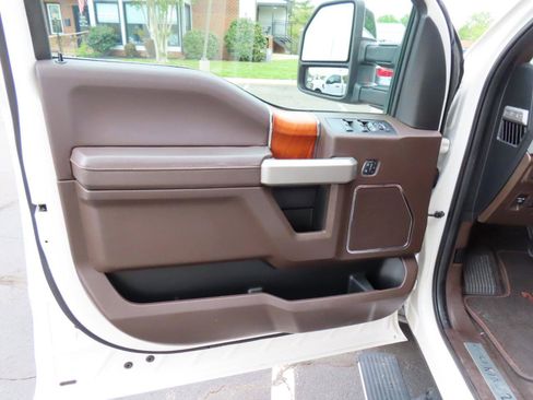 Used 2018 Ford F150 King Ranch w/ Equipment Group 601A Luxury image 18