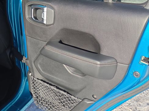 Used 2019 Jeep Wrangler Unlimited Sahara w/ Safety Group image 19